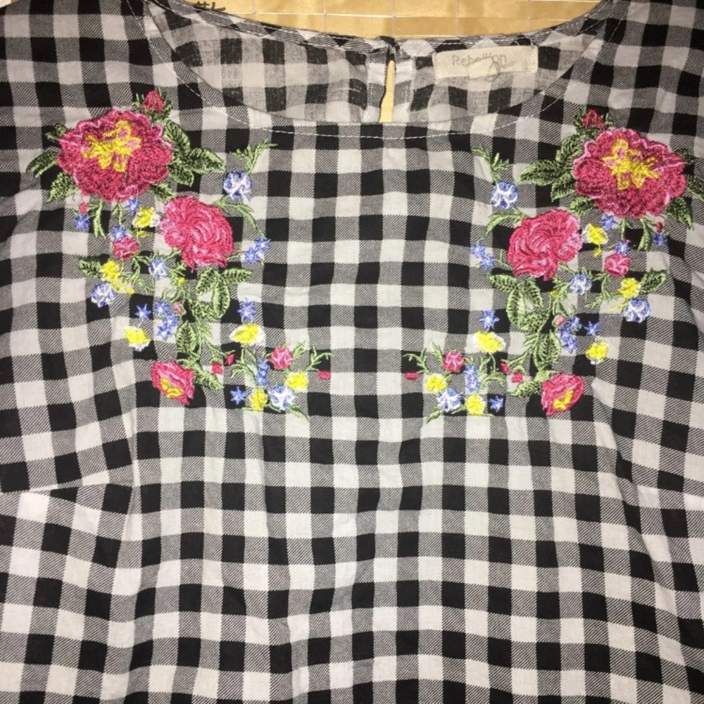 Embroidered checkered top - Picture 4 of 4